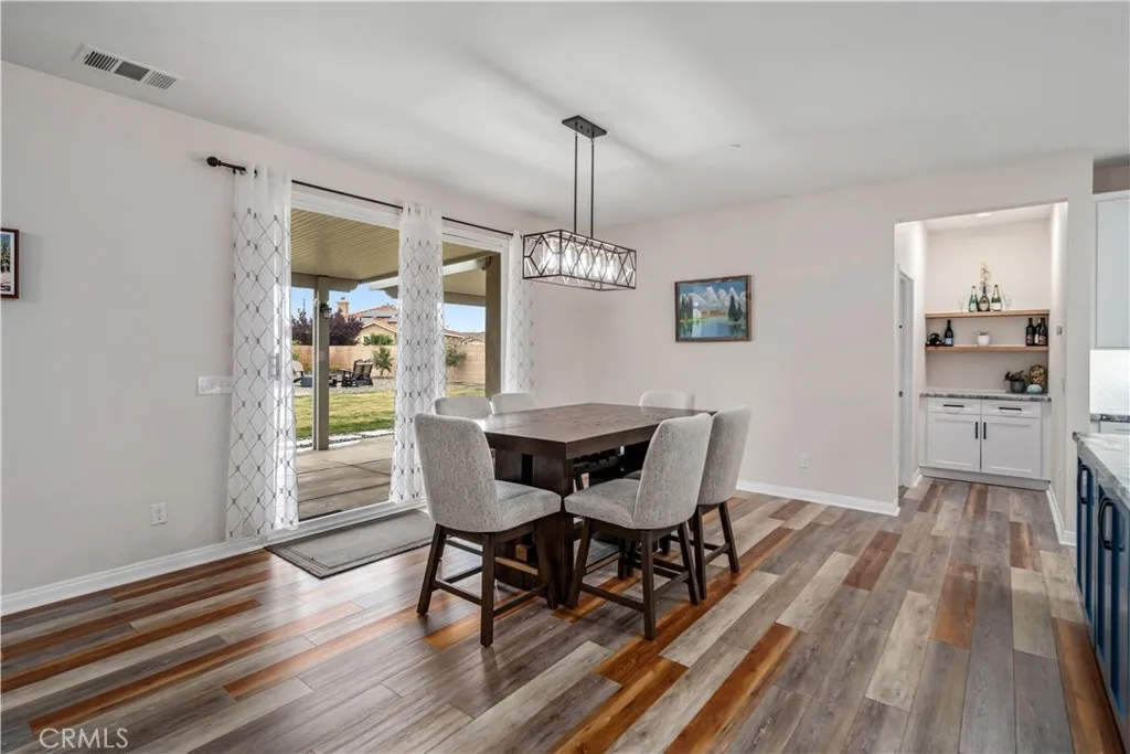 42715 Raywood, Lancaster, California 93536 home-pic-25